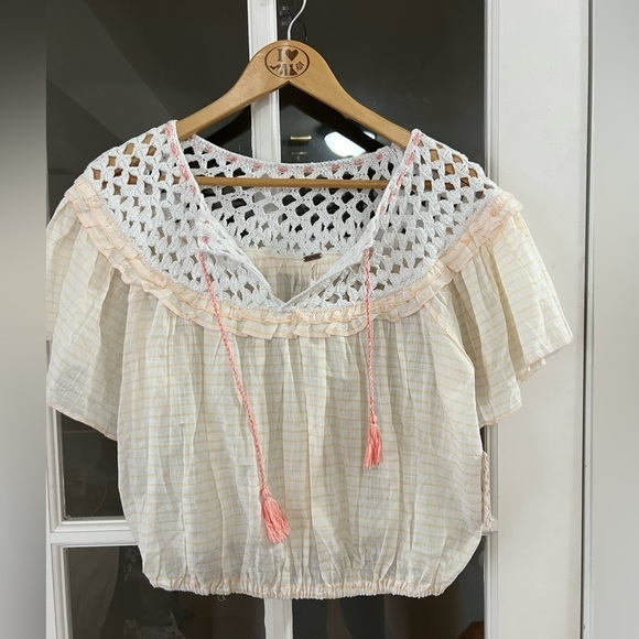 Free People Allora Allora Crocheted Ruffled Top - Size M - NWT - Picture 3 of 11